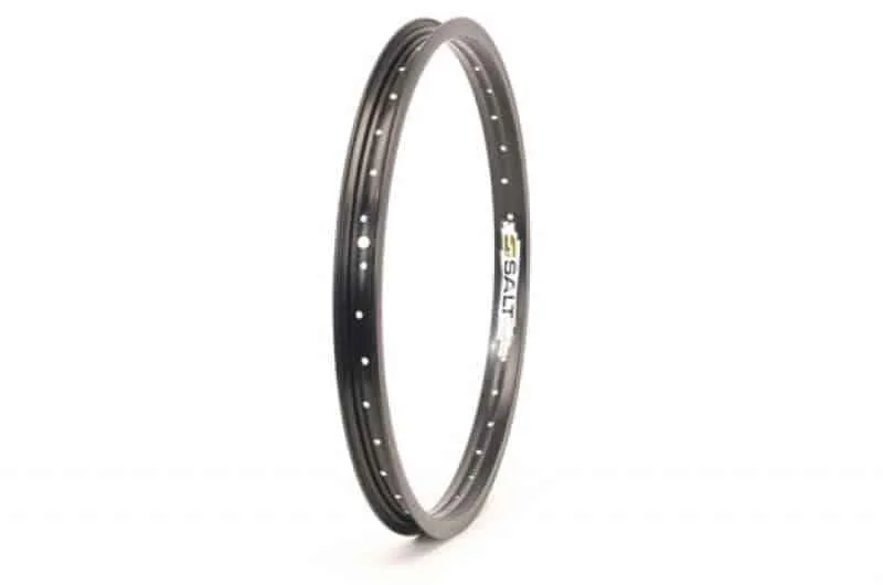 Janta Salt AM 36H perete simplu drept metalic 2012