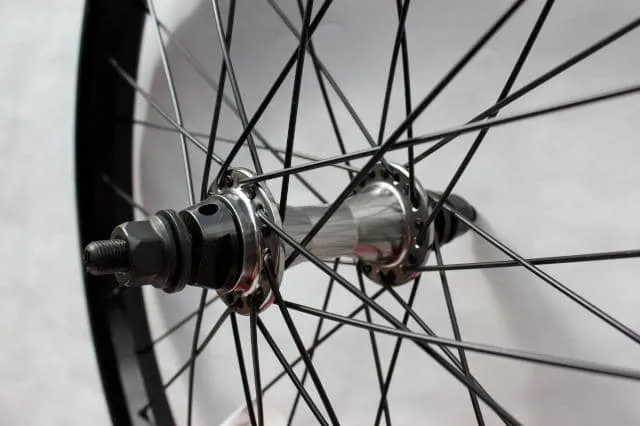 Roata fata WTP Crysis Salt Pro 3/8 36H negru 2013