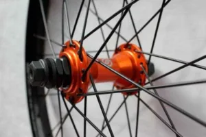 Roata fata WTP Trust Salt Expert 3/8 36H negru/orange 2013