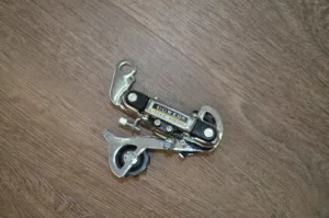 Schimbator spate Power cu surub 6 viteze indexat cromat