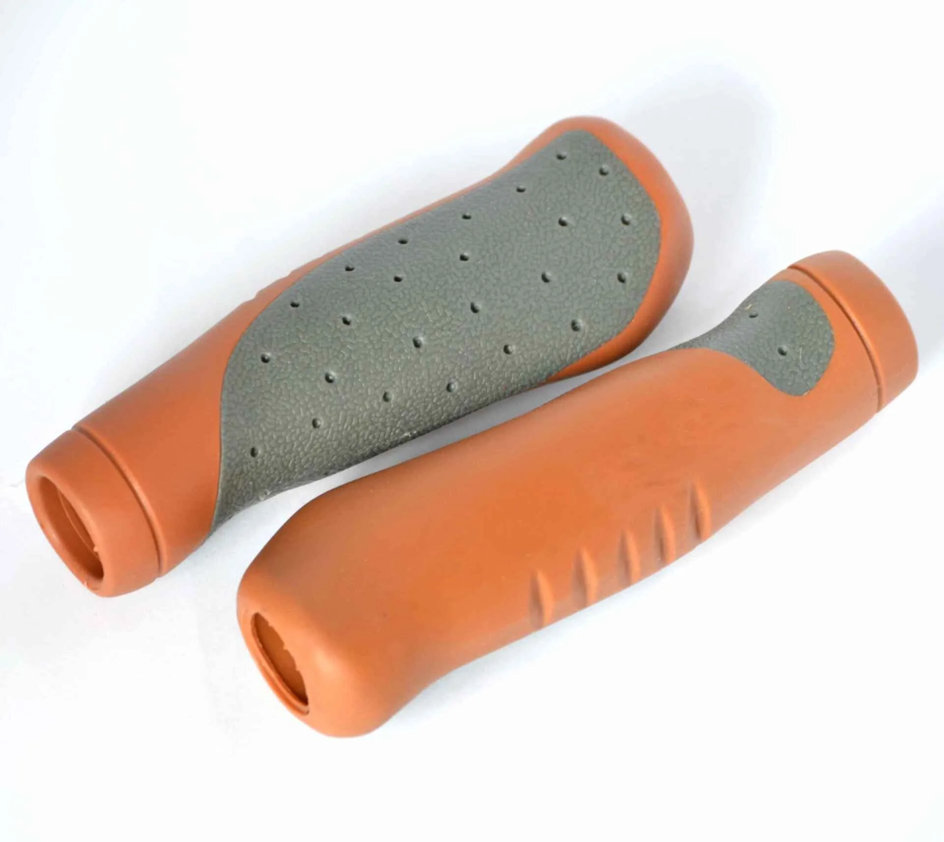 Manson BikeForce 135mm Ergo marou-gri