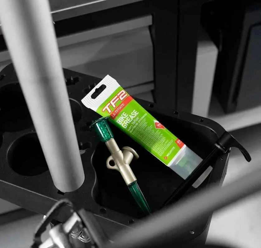 TF2 Grease Gun cu lubrifiant cu teflon Weldtite 125ml - imagine 4