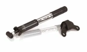 Pompa mini XLC MTB PU-M02 7 bar silver/blk. 220mm aluminiu