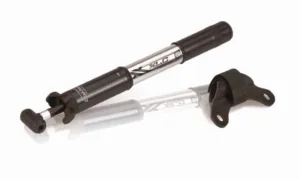 Pompa mini XLC MTB PU-M02 7 bar silver/blk. 220mm aluminiu