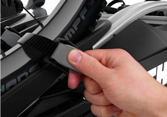 Thule VeloCompact 926 cu prindere pe carlig 3 biciclete 13 pin - imagine 6