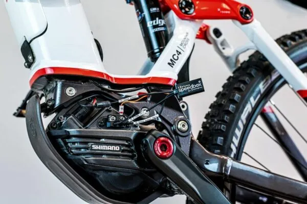 SpeedBox 1.3 B.Tuning pentru Shimano  EP8 ETP (E Tube port) - imagine 3