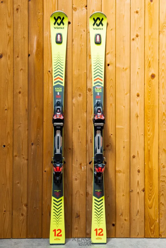 Schi SH XX VOLKI RACE TIGER 127-68-103 150 cm R10.2