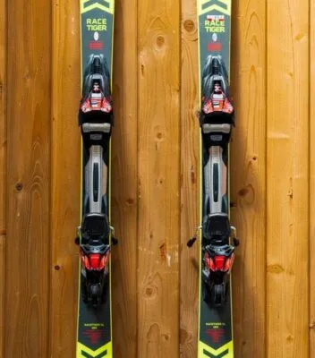 Schi SH XX VOLKI RACE TIGER 127-68-103 150 cm R10.2 - imagine 2