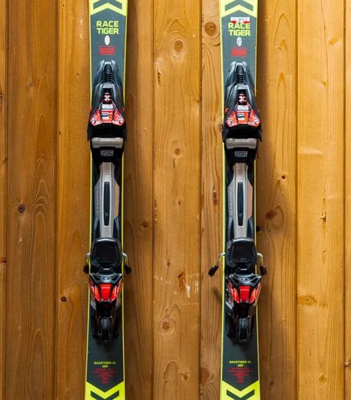 Schi SH XX VOLKI RACE TIGER 127-68-103 150 cm R10.2 - imagine 2