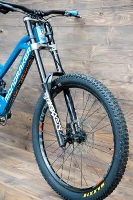 Bicicleta Second Hand Mondraker Summum SE - marime L - imagine 3