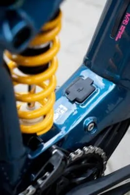 e-bike Haibike NDURO 8 Freeride i720Wh 12-G GX Eagle 2023 XL glossy navy pink aqua titan - imagine 17