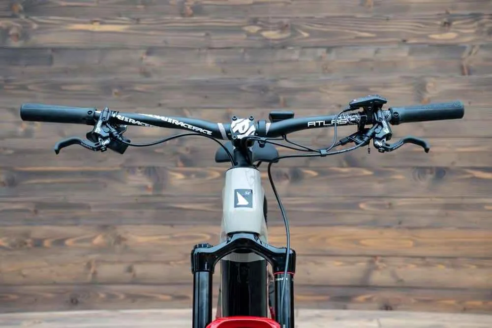 e-bike Haibike AllMtn CF SE i750Wh 12-G X01 AXS Eagle L gloss black grey red chrome - imagine 11