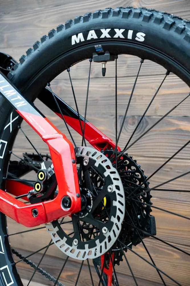 e-bike Haibike AllMtn CF SE i750Wh 12-G X01 AXS Eagle L gloss black grey red chrome - imagine 8