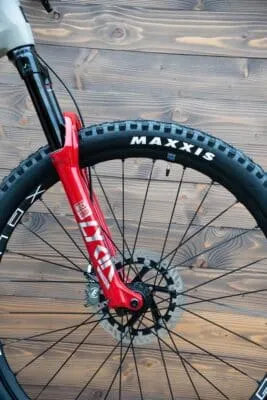 e-bike Haibike AllMtn CF SE i750Wh 12-G X01 AXS Eagle XL gloss black grey red chrome - imagine 6