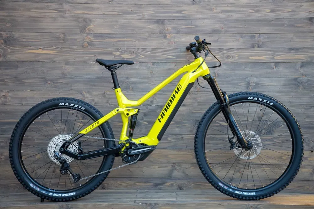 e-bike Haibike AllMtn 3 i720Wh 10-G Deore 2023 S lime black glossy - imagine 2