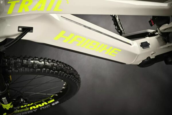 e-bike Haibike AllTrail 3 i720Wh 10-G Deore 2024 L grey neon yellow gloss - imagine 5