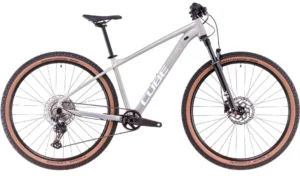 Bicicleta Cube Attention Pro switchgrey white 19 29 L