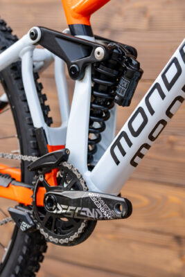 Bicicleta Second Hand Mondraker Summum MX - marime L - imagine 9