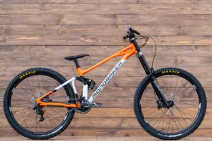 Bicicleta SH Mondraker Summum 29 DH portocaliu alb L