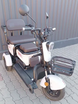 Triciclu electric Kuba Grape 15 alb putere motor 500W fara permis - imagine 2