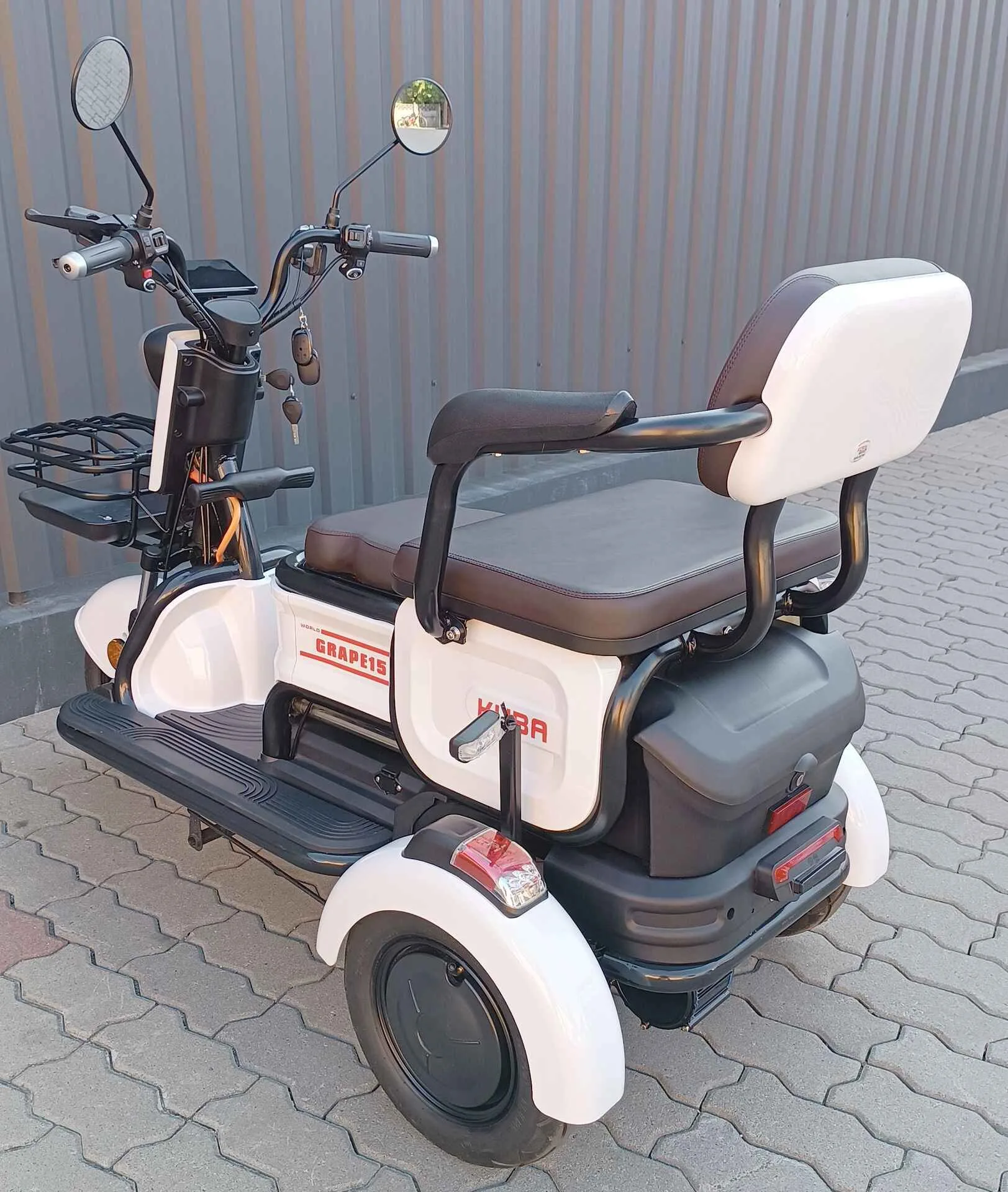Triciclu electric Kuba Grape 15 alb putere motor 500W fara permis - imagine 6