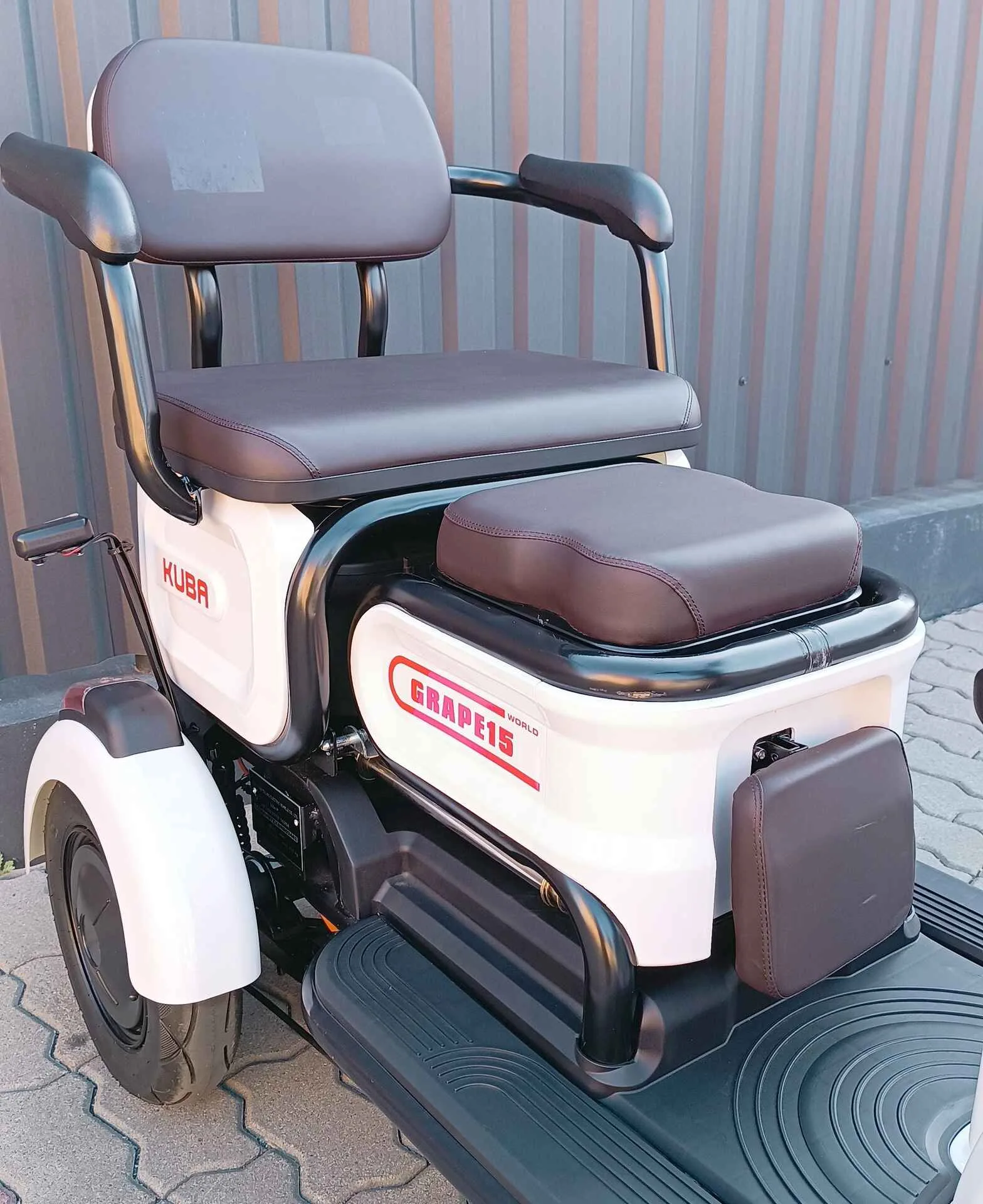 Triciclu electric Kuba Grape 15 alb putere motor 500W fara permis - imagine 9