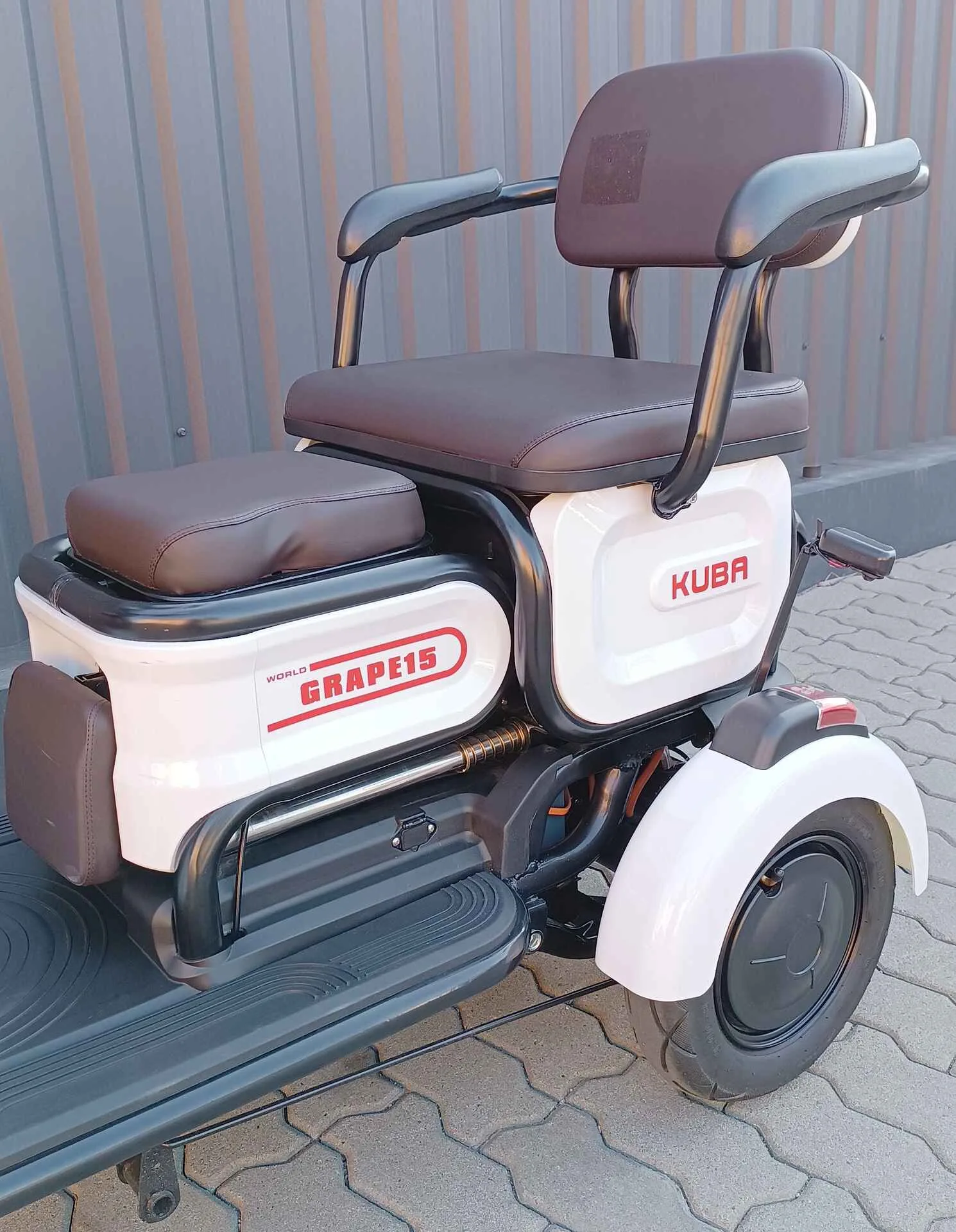 Triciclu electric Kuba Grape 15 alb putere motor 500W fara permis - imagine 10