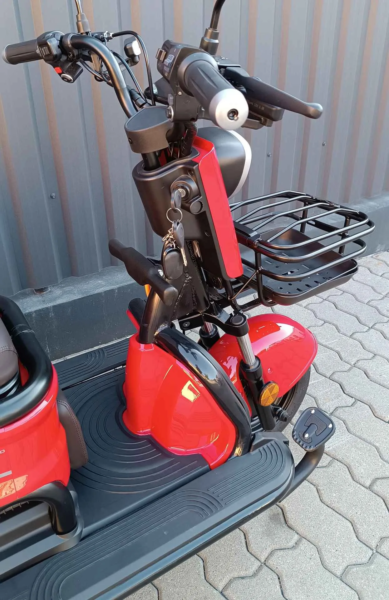 Triciclu electric Kuba Grape 15 rosu putere motor 500W fara permis - imagine 11