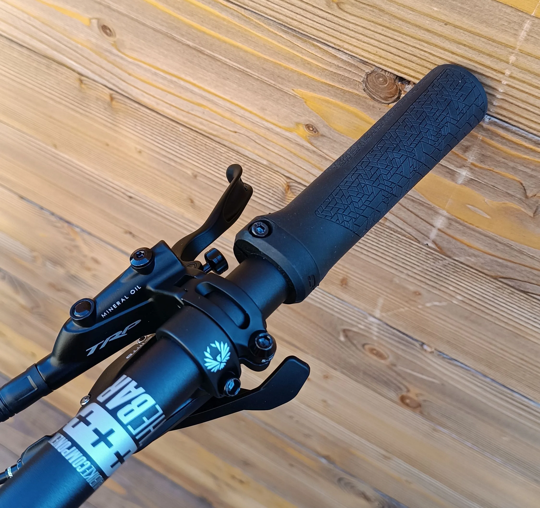 e-bike Haibike ALLMTN 4 NX Eagle 12 800Wh 2025 silver/red/black glossy L - imagine 12