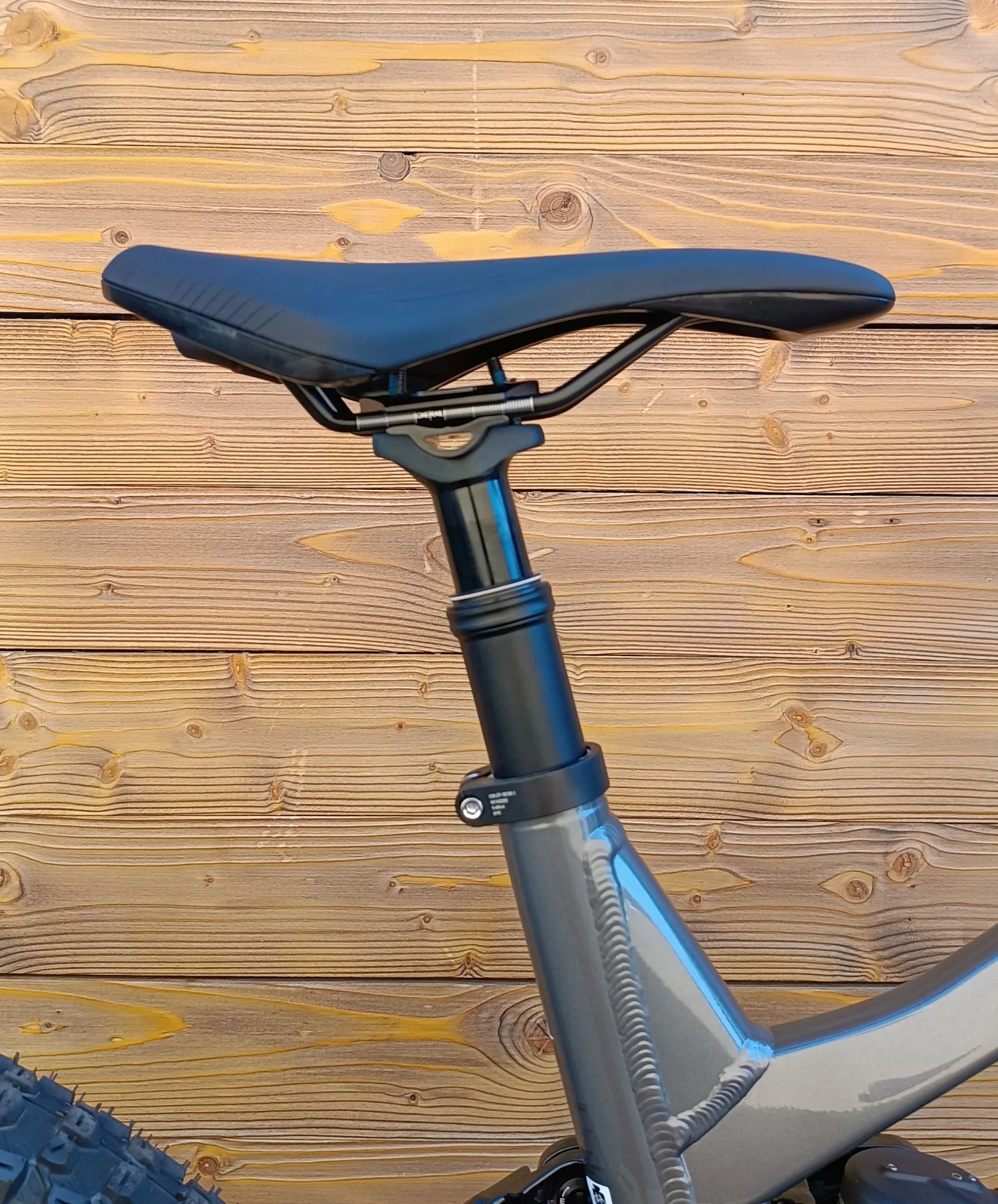 e-bike Haibike ALLMTN 4 NX Eagle 12 800Wh 2025 silver/red/black glossy L - imagine 15