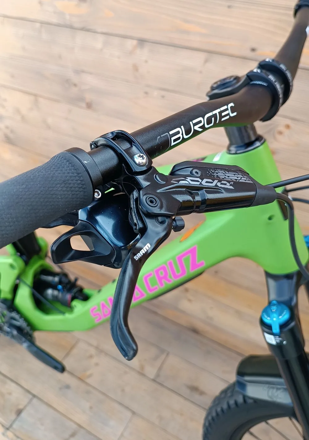 Bicicleta Second Hand Santa Cruz NOMAD C verde magenta XL - imagine 12