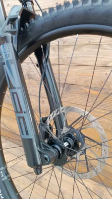 e-bike Haibike HYBE CF 9 12-G S1000 Eagle AXS i800Wh L High bronze/azure/black glossy 2025 - imagine 7