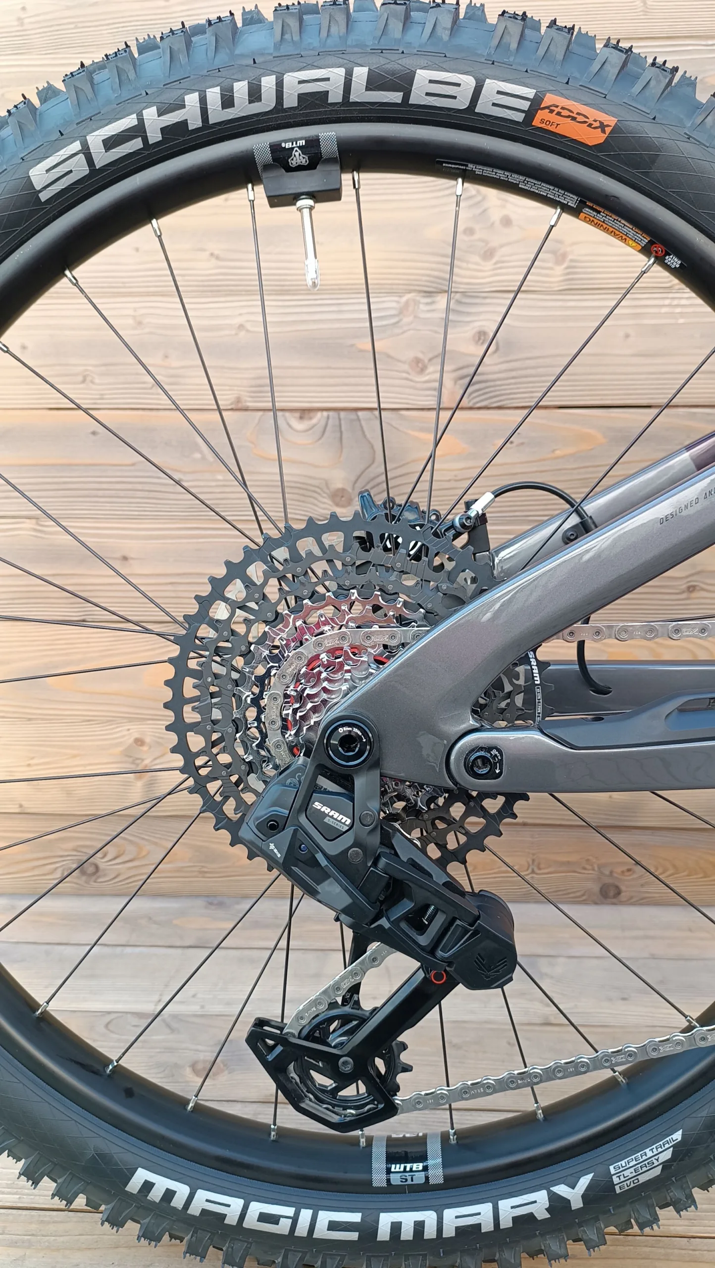 Bicicleta electrica e-bike Haibike ALLMTN CF 9 i800Wh 12-G S1000 Eagle A negru platinum L - imagine 10