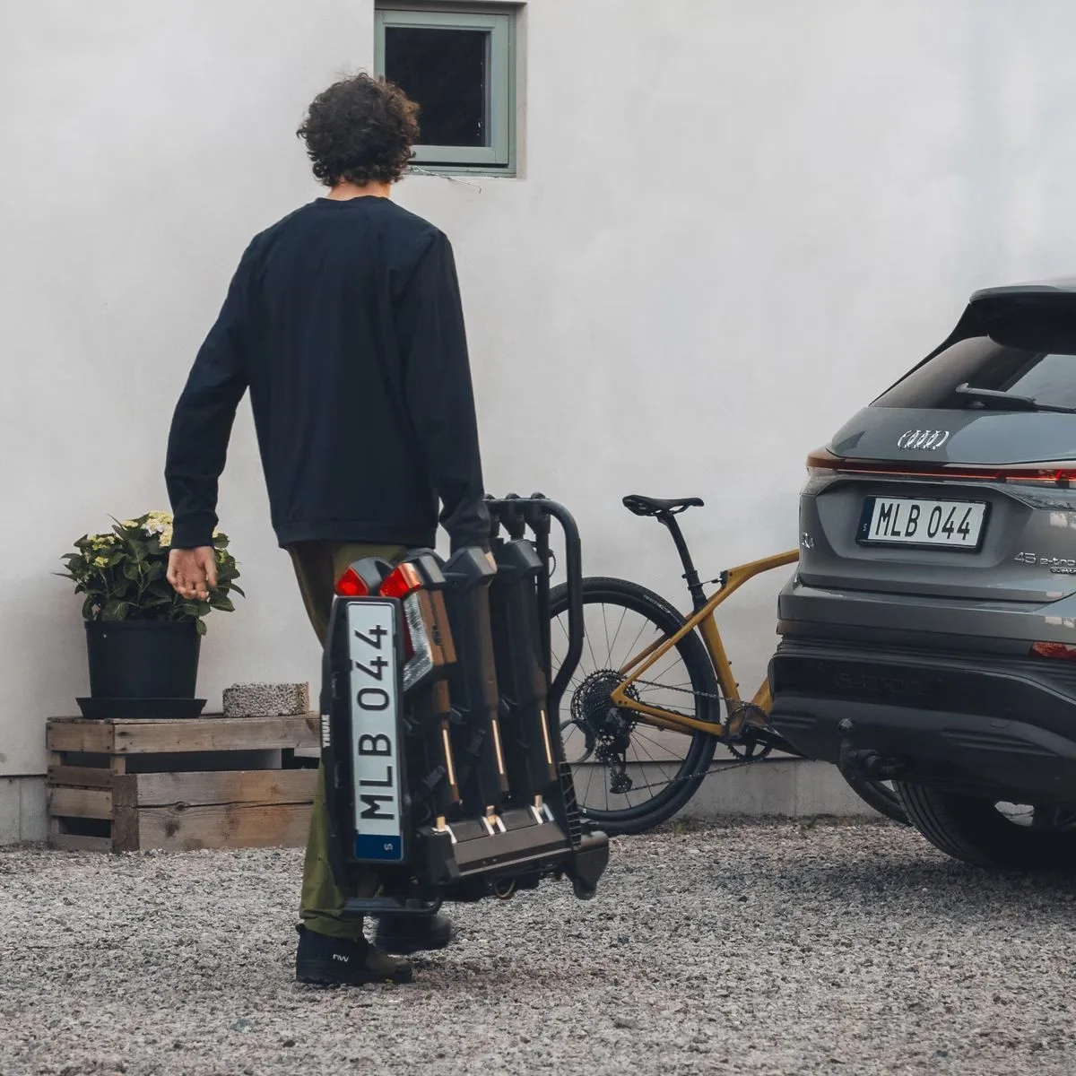Thule suport bicicleta EasyFold 3 pentru 3 biciclete foldabil negru - imagine 9
