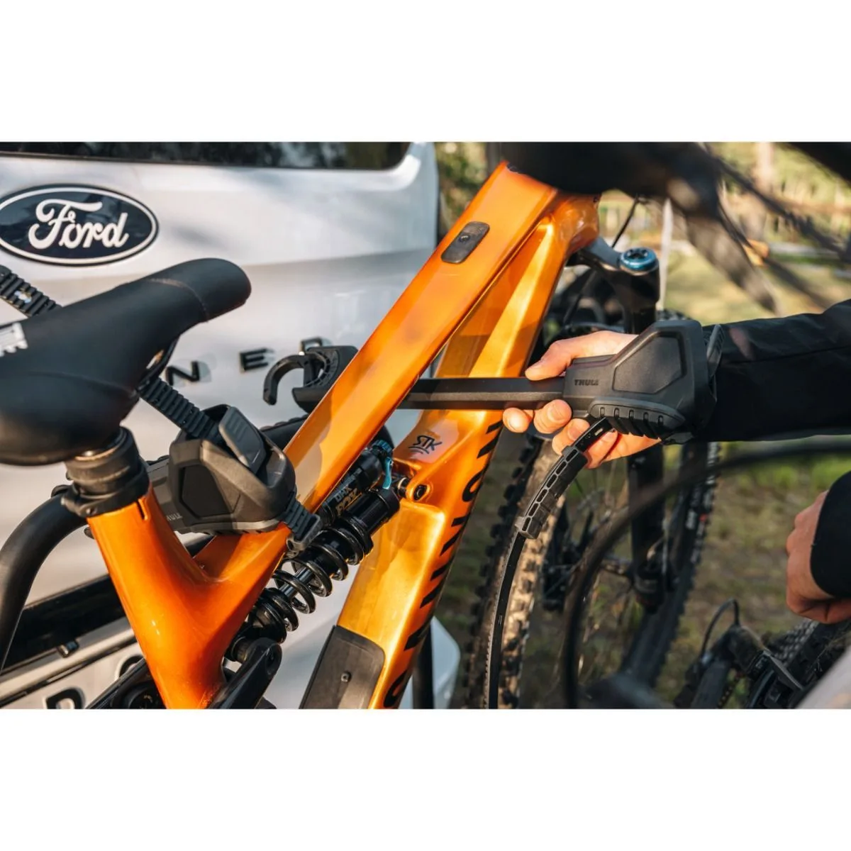 Thule suport bicicleta VeloSpace 3 pentru 2 biciclete negru - imagine 8