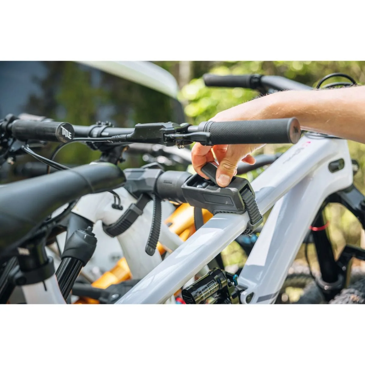 Thule suport bicicleta VeloSpace 3 pentru 2 biciclete negru - imagine 10