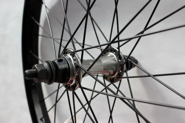 Roata fata WTP Crysis Salt Pro 3/8 36H negru 2013