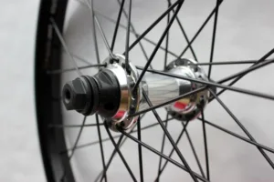 Roata fata WTP Zodiac Salt Plus 3/8 36H negru 2013