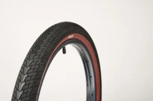Anvelopa Eclat Escape 20x2.30 120 TPI negru/bronz 2013