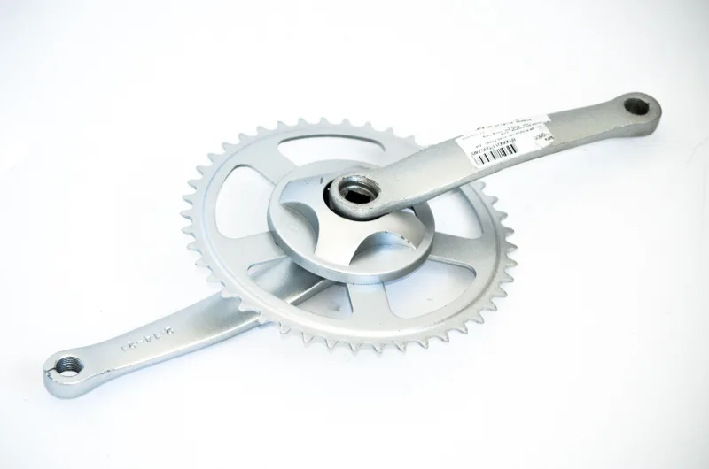 Angrenaj metal patrat T44 170mm silver