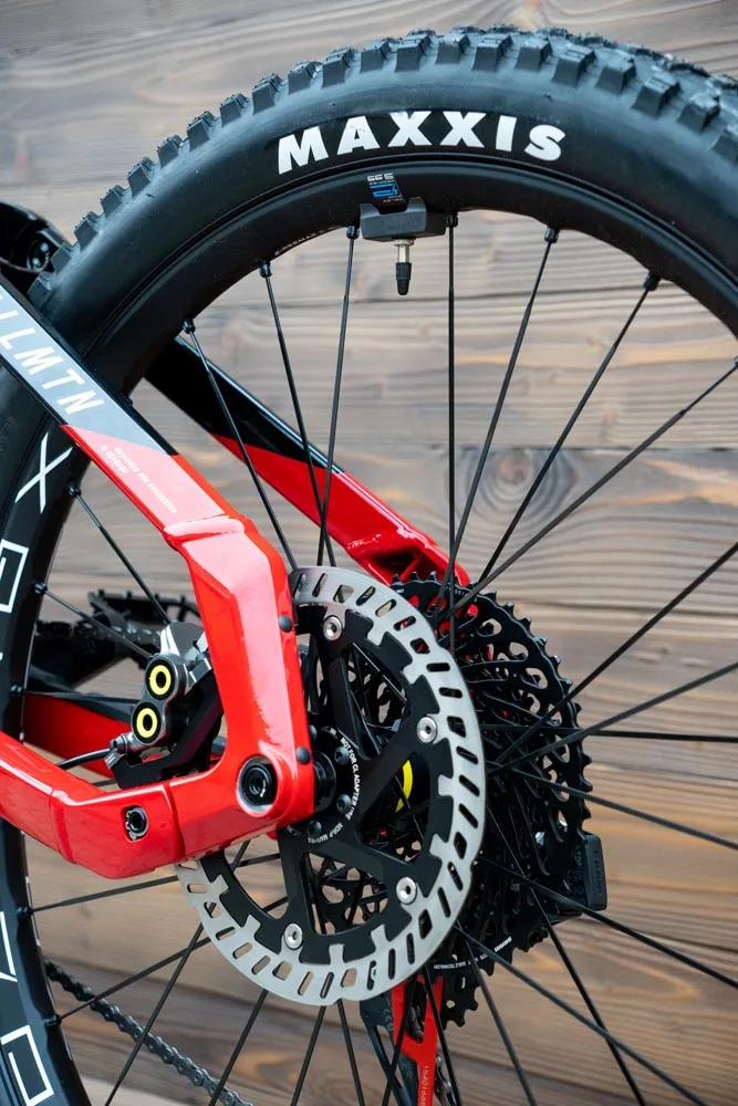 e-bike Haibike AllMtn CF SE i750Wh 12-G X01 AXS Eagle L gloss black grey red chrome - imagine 8