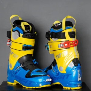 Clapari Dynafit TLT 6 mountain albastru inchis 27.0