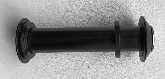 Bolt cu filet interior negru 67X15mm