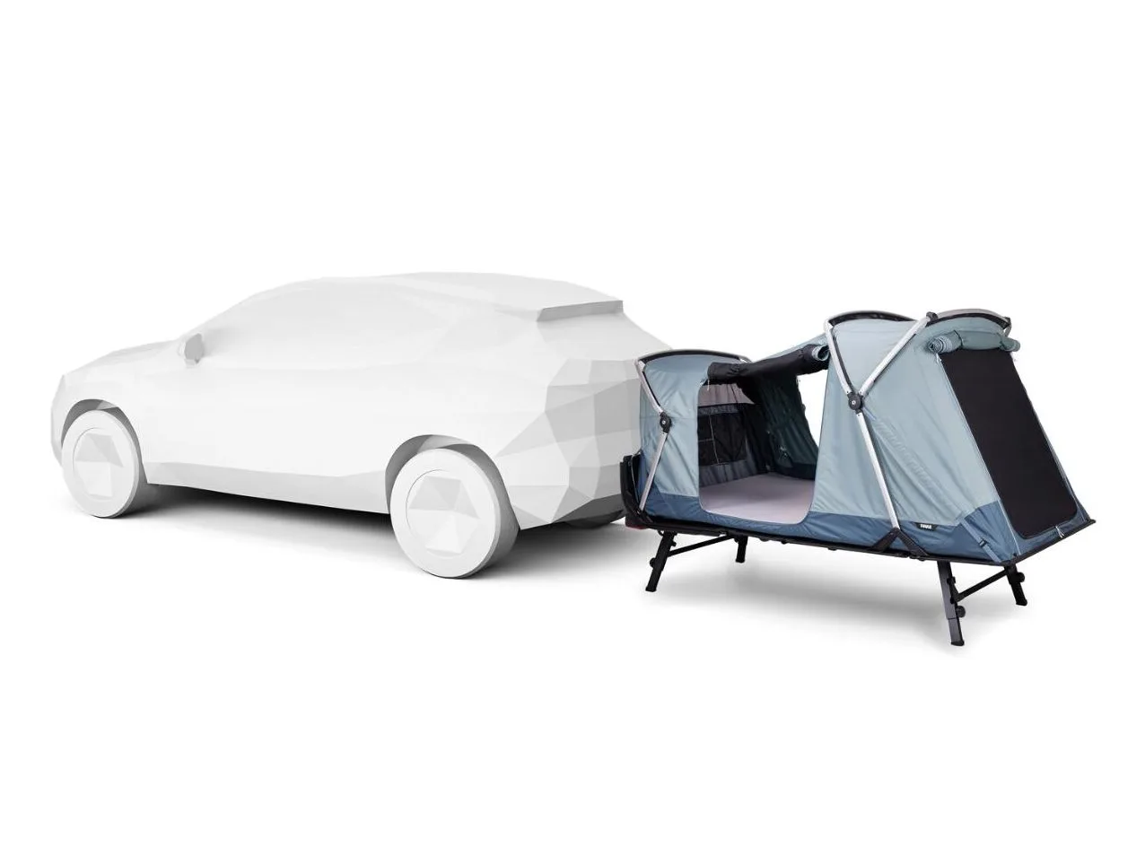 Cort Thule Outset 3 persoane dark slate pe carligul de remorcare