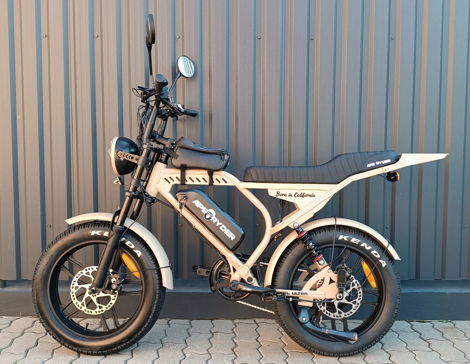 Bicicleta electrica, e-bike APE RYDER Mandril Ultra 250W, 48V / 15Ah, bej, fara permis - imagine 2